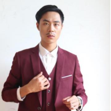 鲁健