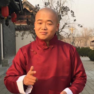 谢毅  